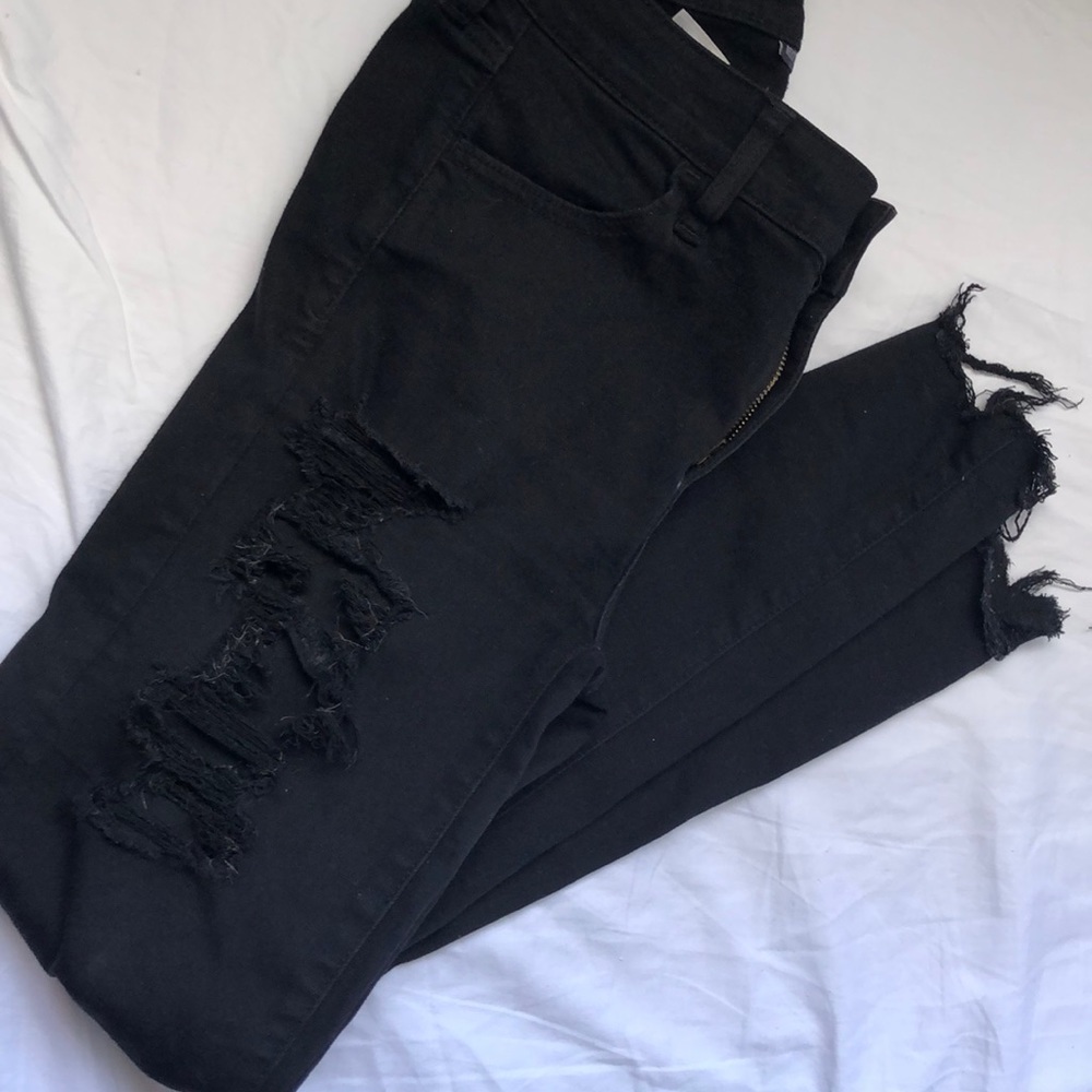 American Eagle distressed jeans